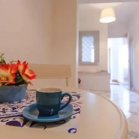 Bed & Breakfast Casa Adele Pozzuoli